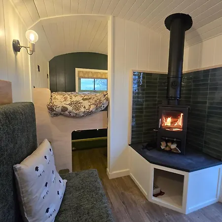 بيت للعطل Shepherds Rest - Shepherds Hut - New For 2026 Liverton