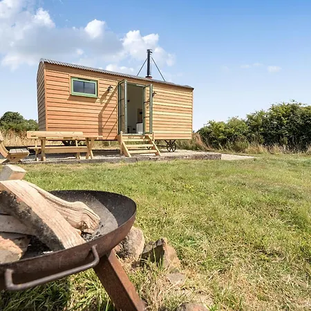 Shepherds Rest - Shepherds Hut - New For 2026 *